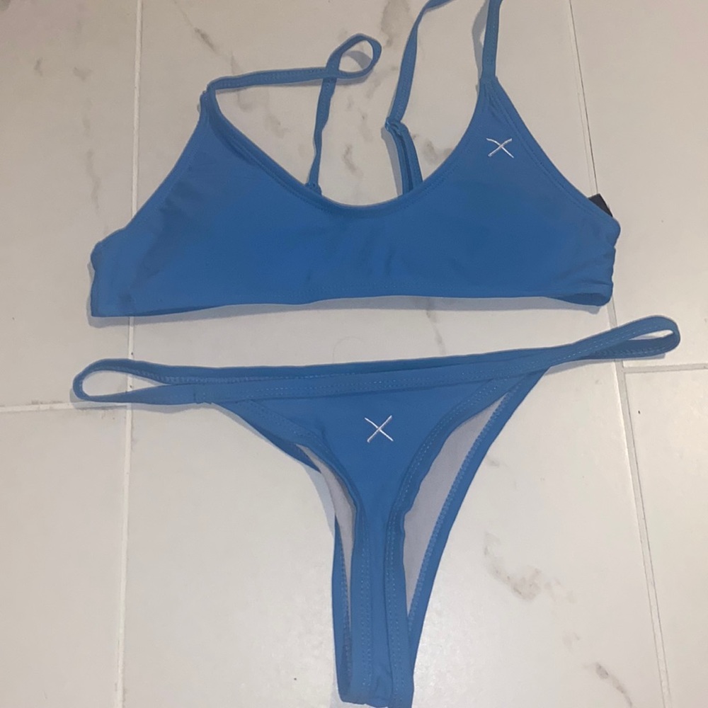 BoutineLA bathing suit S